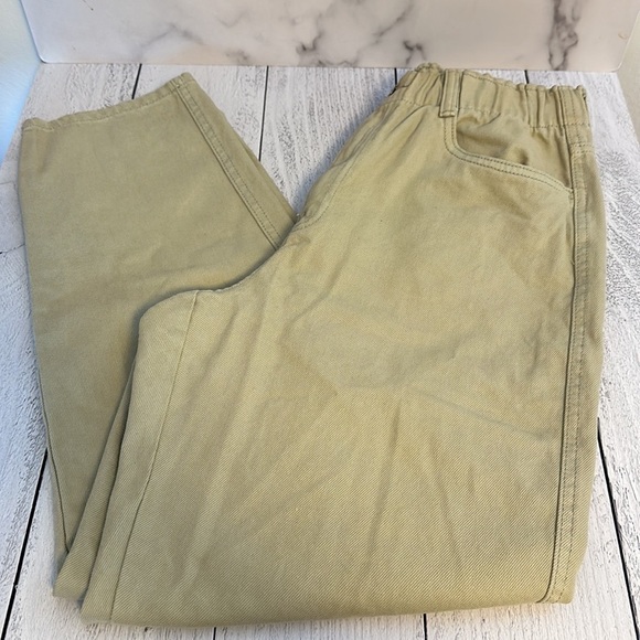 H&M Elastic Sinched Waisted Tan Cropped Straight Leg Pants Khaki Slacks Size 8 - Picture 4 of 10